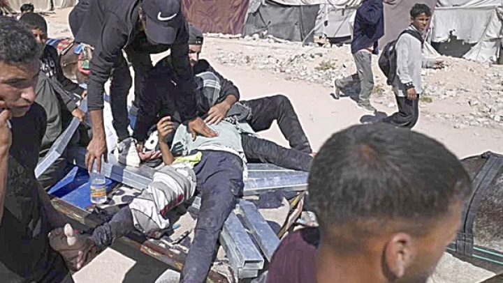 11 شهيدا جراء القصف الصهيوني المتواصل على قطاع غزة