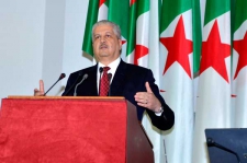 الجزائر تملك كل الإمكانيات لإنجاز مشاريعها الكبرى 