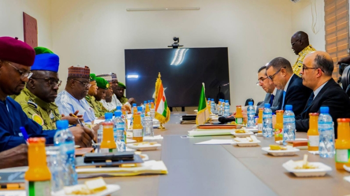 تفعيل التنسيق لتأمين الحدود والتعاون في قطاع النقل