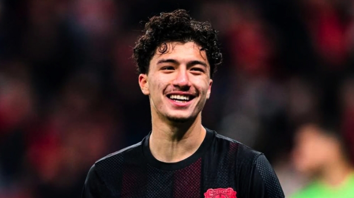 باريس سان جيرمان الفرنسي يريد إبراهيم مازة