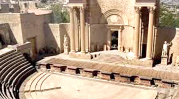 الآثار الرومانية إضافة نوعية للسياحة التثقيفية