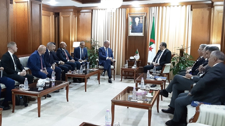 توسيع الشراكة في المحروقات والانتقال الطاقوي