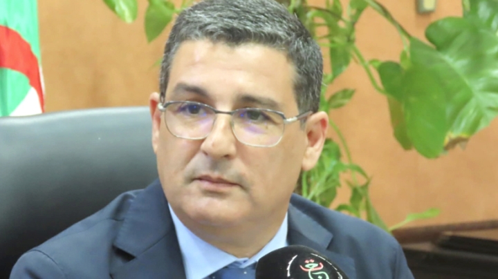 وزير الصحة يلتقي نقابة الأسلاك المشتركة
