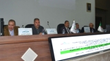 تشجيع الباحثين على إثراء الموضوع دراسة وتأليفاً