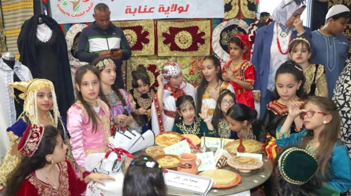 "القندورة" و"الملاية"وزين "الهمّة".. طقوس تخلّد أناقة المرأة العنابية