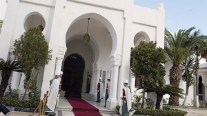 رئيس الجمهورية يعين شيتور وبلحواجب ضمن الثلث الرئاسي