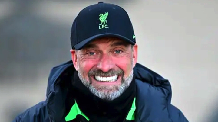 كلوب يفتح الباب أمام عودته إلى ليفربول