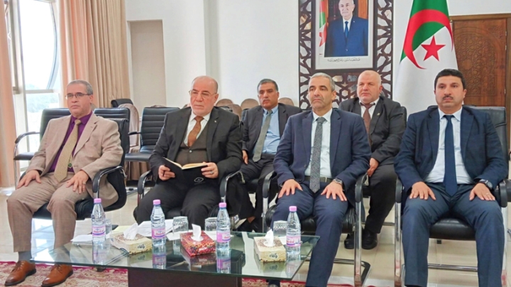 الالتزام بالتعليمات والتنسيق بين البعثة للتكفل الأمثل بالحجاج