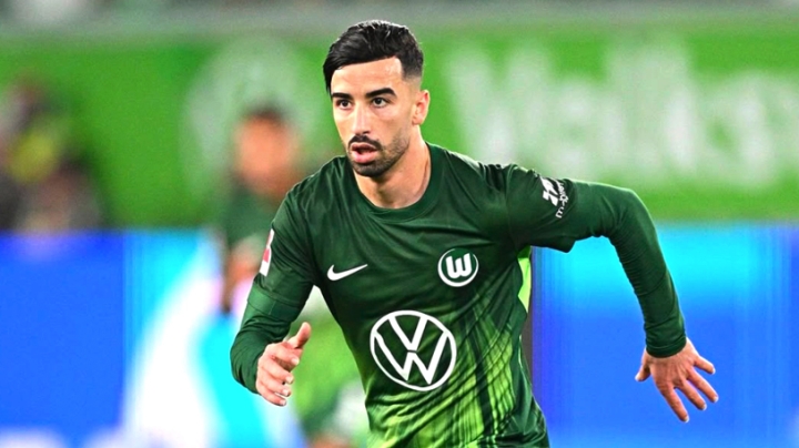 المدرب الجديد لفولفسبورغ يحرر محمد عمورة