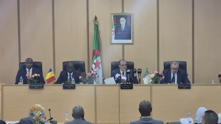 تطوير الشراكة وتوسيع آفاق المبادلات التجارية