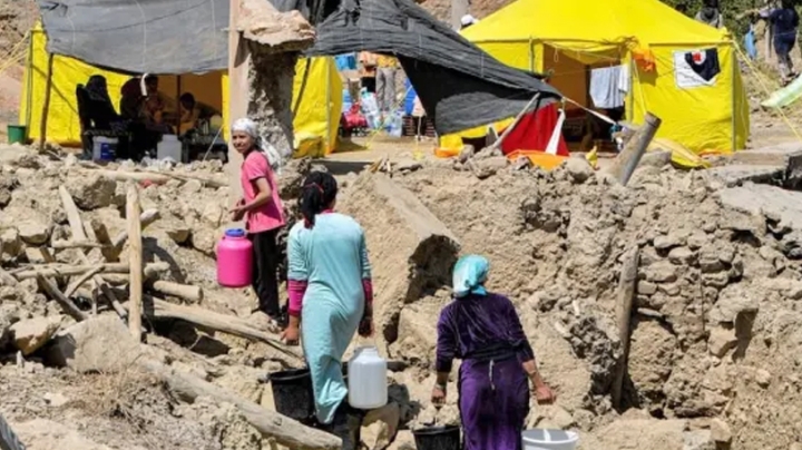 ضحايا زلزال الحوز يحتجون