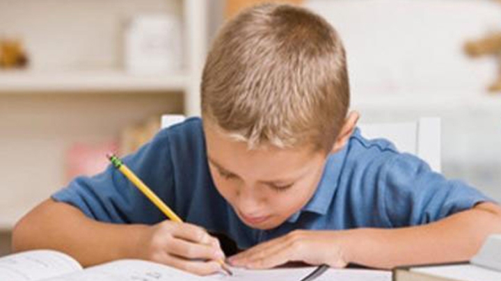 التأكيد على الهدوء وتنظيم المراجعة