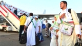 تسليم أولى تراخيص تنظيم نشاط العمرة للموسم الجديد