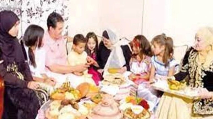 الفضاءات المفتوحة بديل الجلسات المنزلية