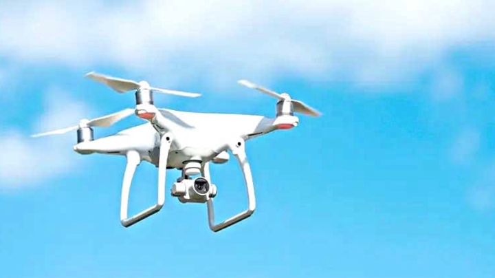 إتمام التصريح والتسجيل بامتلاك طائرات "الدرون" قبل 30 أفريل