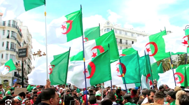 دعوة لتعزيز الروح الوطنية لدى الشباب