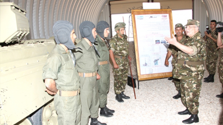 قايد صالح يشدد على التحلّي بأقصى درجات اليقظة