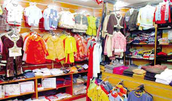 عدوى التهاب أسعار ملابس العيد تنتقل إلى بسكرة