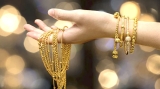 الحلي المطلية بالذهب..زينة النساء في زمن الغلاء