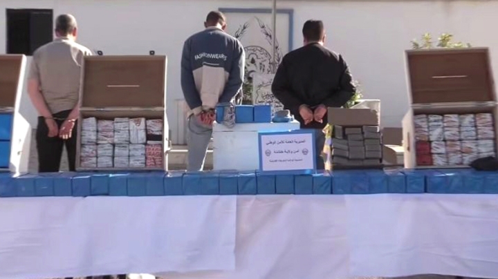 إحباط تمرير قرابة 2.5 قنطار من الكيف قادمة من المغرب