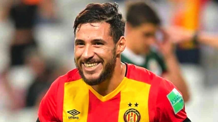 بلايلي موجود في قطر لإجراء عملية جراحية