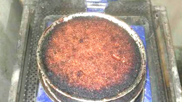 حجز 9 قناطير من الحلويات التقليدية الفاسدة