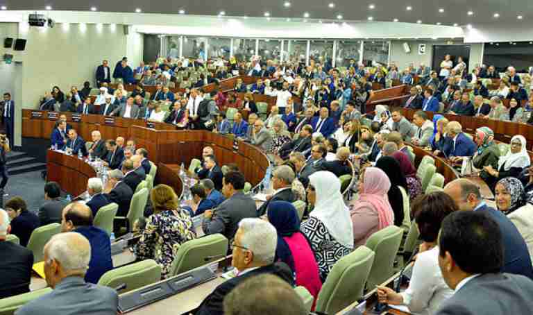 المطالبة بإشراك البرلمان  في مراقبة التمويل غير التقليدي