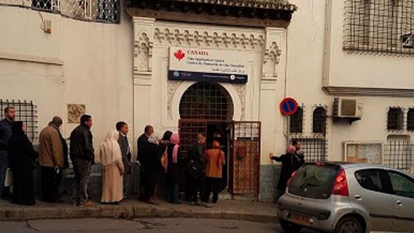 احذروا "الاحتيال" باسم الهجرة