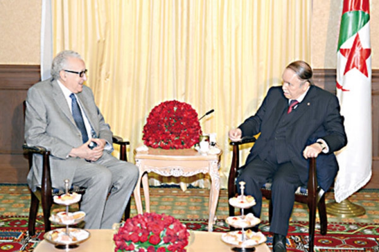 الرئيس بوتفليقة يستقبل الأخضر الإبراهيمي