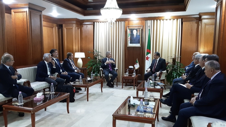 استكشاف فرص جديدة للاستثمار في قطاع المحروقات