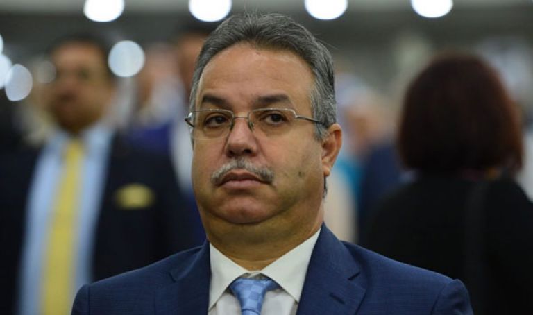 منح الإدارة صلاحية حل النزاعات بين المرقي والمكتتب