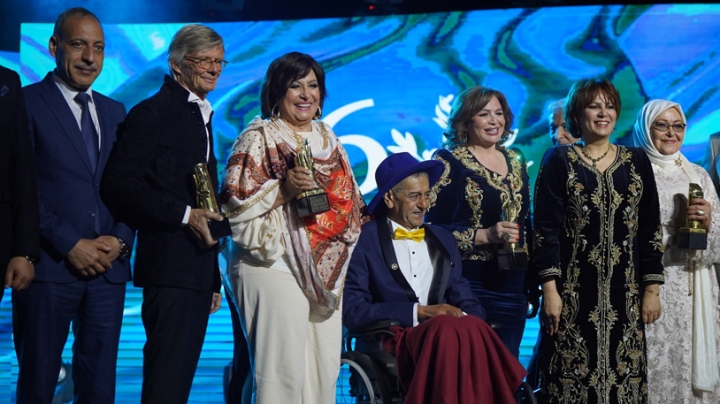 مهرجان عنابة رسالة سلام وجسر يربط ضفّتَي المتوسط