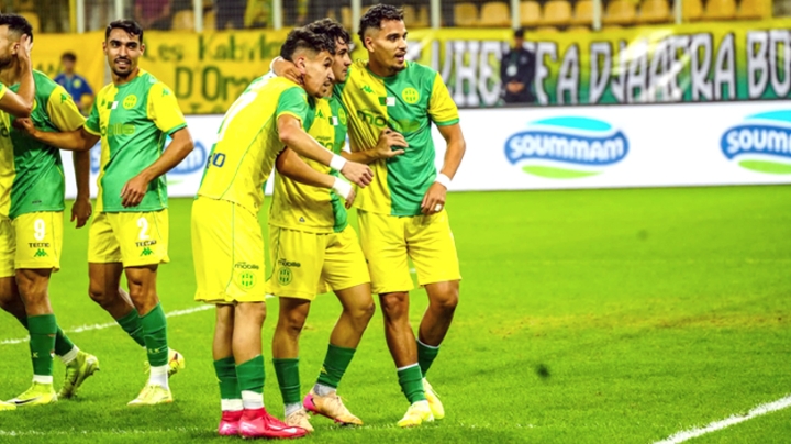 "الكناري" ينهي مشواره بهزيمة ثقيلة