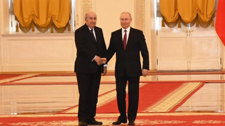 العلاقات الجزائرية - الروسية تتطور بشكل ديناميكي