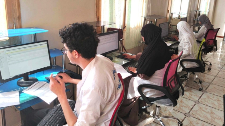 تخصصات جديدة في التكوين المهني بتندوف