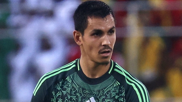 مدرب ليل الفرنسي يطمئن بخصوص إصابة ماندي