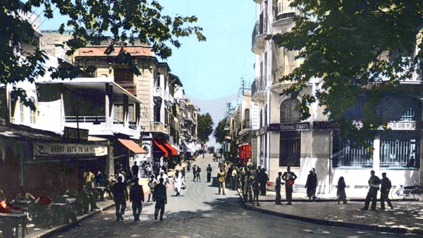 من الذاكرة