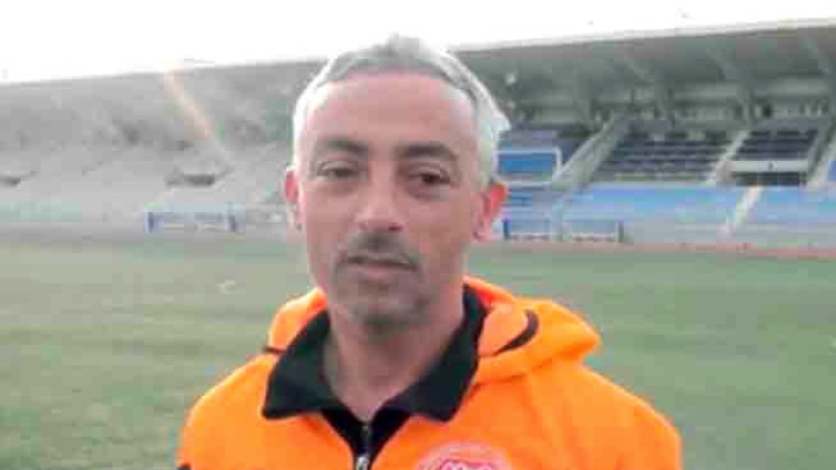 يجب الضغط على المنافس داخل منطقته