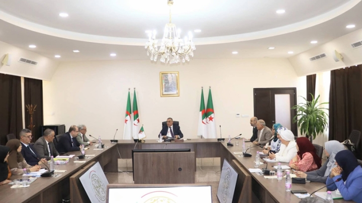 التركيز على المشاريع ذات الطابع الهيكلي والاستراتيجي