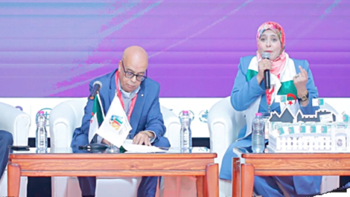 ضرورة تلقين الطفل رموزه الوطنية