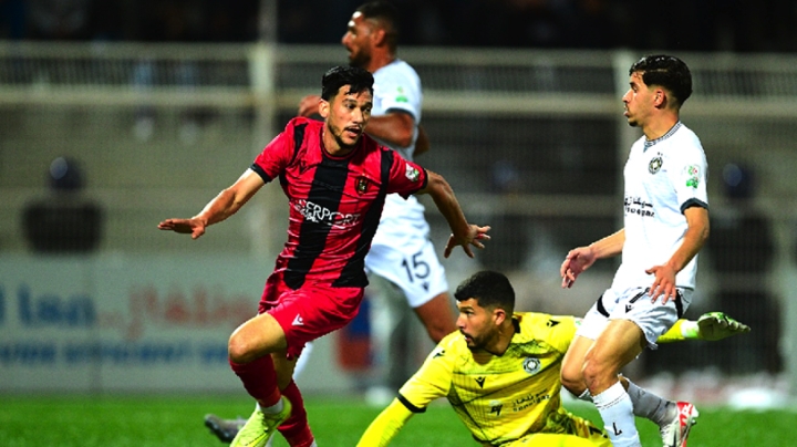 الملاحق في امتحان صعب وقمة في العاصمة