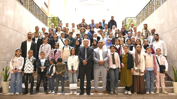 تلاميذ من سطيف والمسيلة يزرون المجلس الشعبي الوطني