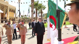 رئيس الجمهورية، القائد الأعلى للقوات المسلحة، وزير الدفاع الوطني السيد عبد المجيد تبون