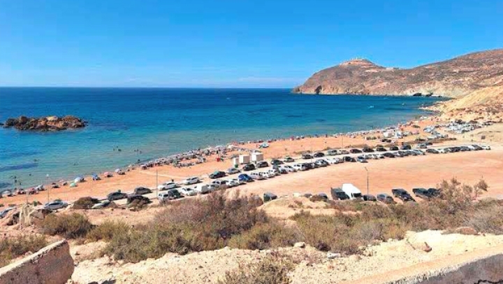 300 عائلة من الجنوب الكبير في سواحل عين تموشنت