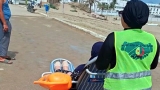 العوامات تفتح البحر للجميع وتزرع البهجة دون حواجز