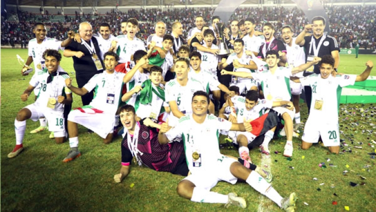 بلماضي يهنئ شبان "المحاربين"