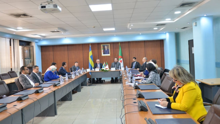 الارتقاء بالعلاقات الثنائية وتنسيق المواقف بشأن القضايا الدولية