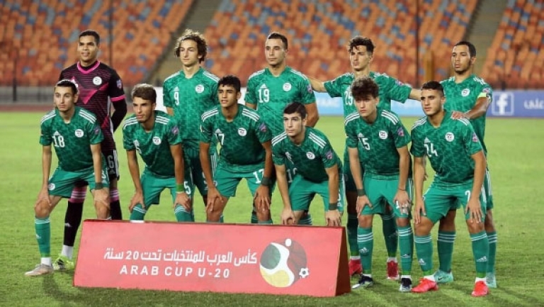 المنتخب الجزائري في أبها السعودية