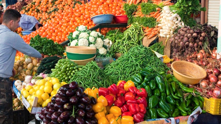 وفرة واستقرار في الأسعار لرمضان مريح للجزائريين