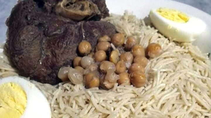 "التلشت".. "العصيدة" و"القريتلية".. أطباق من الزمن الجميل